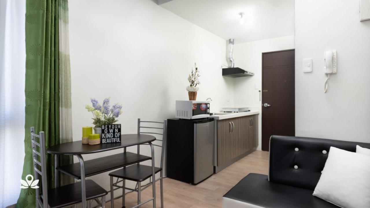 Zen Rooms Vinia Edsa Q.C. كويزون سيتي المظهر الخارجي الصورة